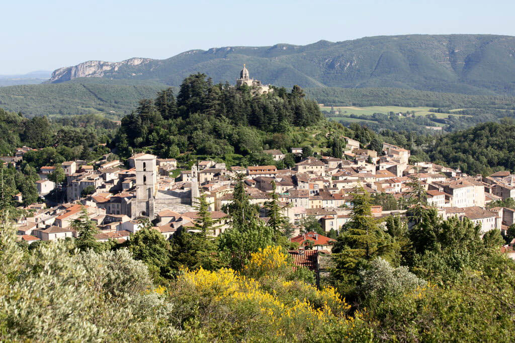 Forcalquier W Maju Pogoda I Rednia Temperatura W Maju Provence C Te D Azur