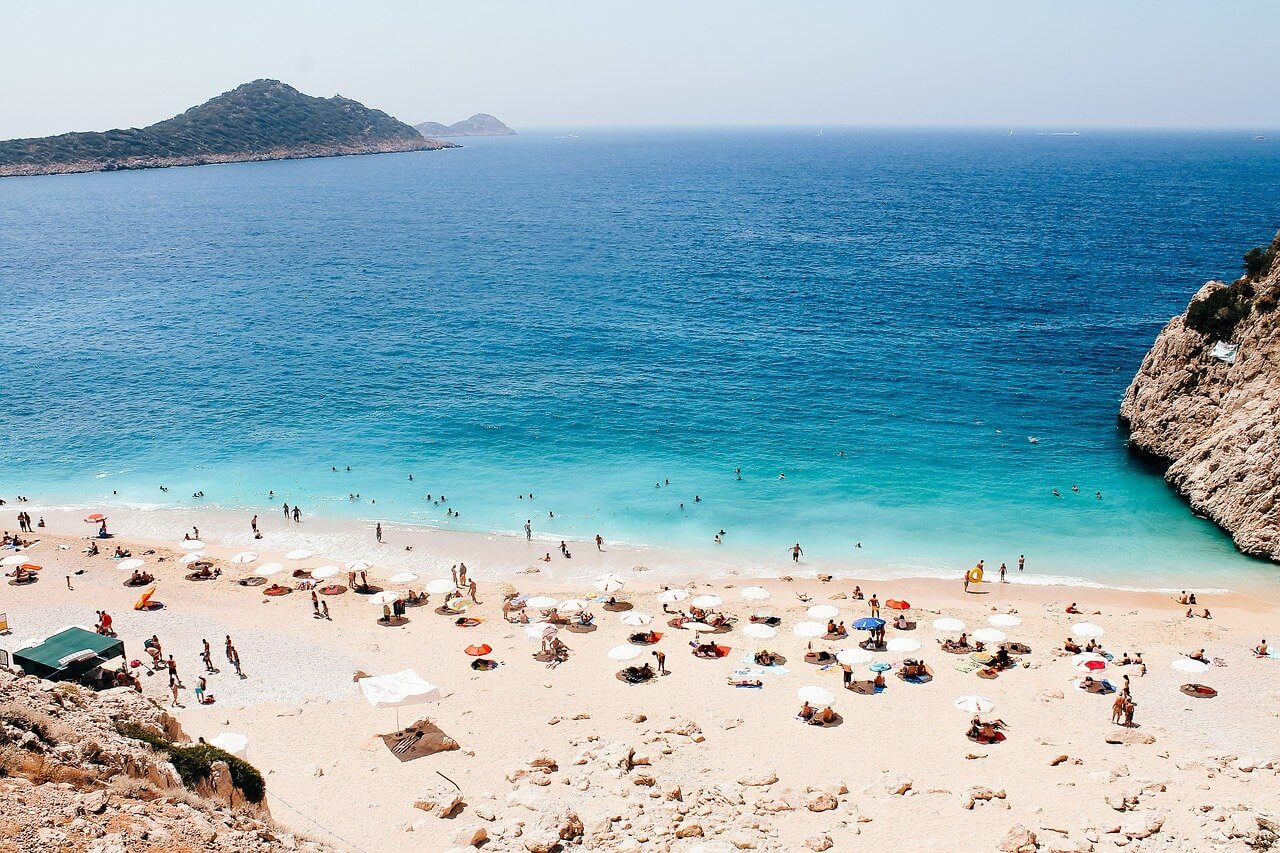 Antalya w Sierpniu 2024 Pogoda i Średnia Temperatura w Sierpniu