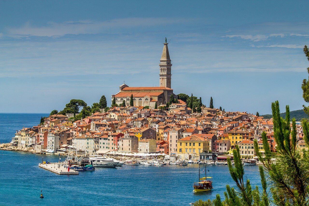 Rovinj W Maju 2025 | Pogoda I Średnia Temperatura W Maju - Chorwacja ...